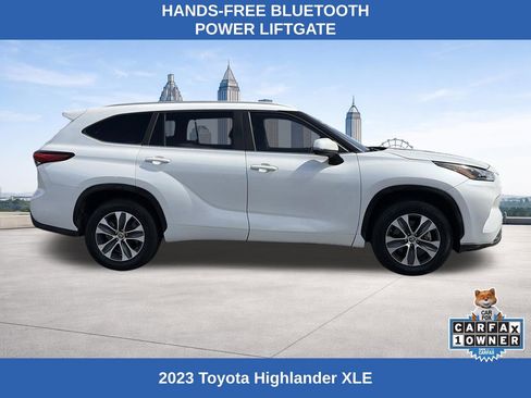 Used 2023 Toyota Highlander XLE image 6