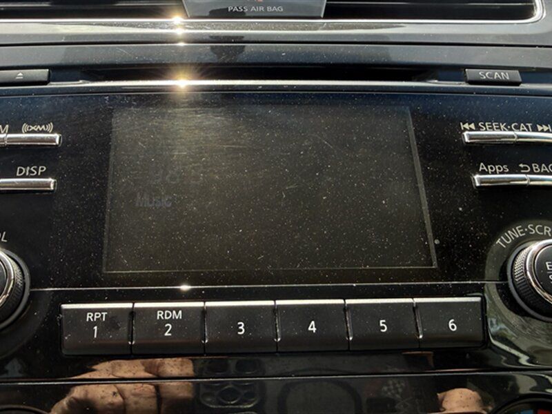 Used 2015 Nissan Altima 2.5 S w/ Power Driver Seat Package FWD image 12