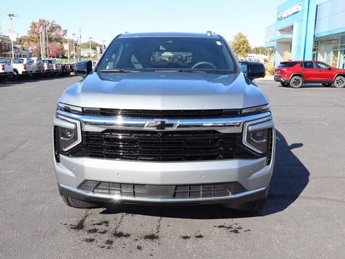 New 2026 Chevrolet Suburban LS w/ LPO, Dark Essentials Package image 23