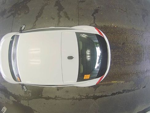 Used 2015 Volkswagen Beetle 1.8T FWD image 9