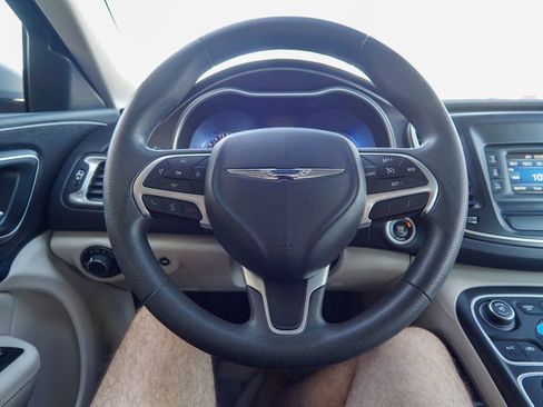 Used 2016 Chrysler 200 Limited FWD image 19