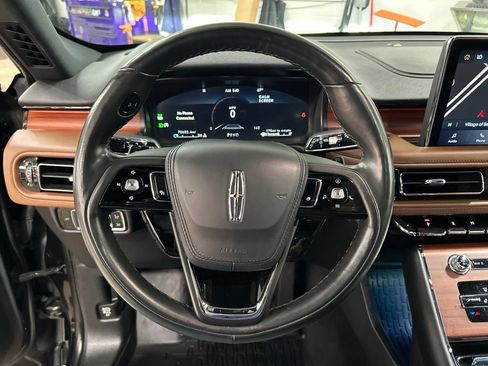 Certified 2023 Lincoln Aviator Reserve w/ Equipment Group 201A AWD/4WD image 15