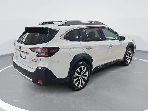 Used 2024 Subaru Outback Touring w/ Tech Package 3 AWD/4WD image 5