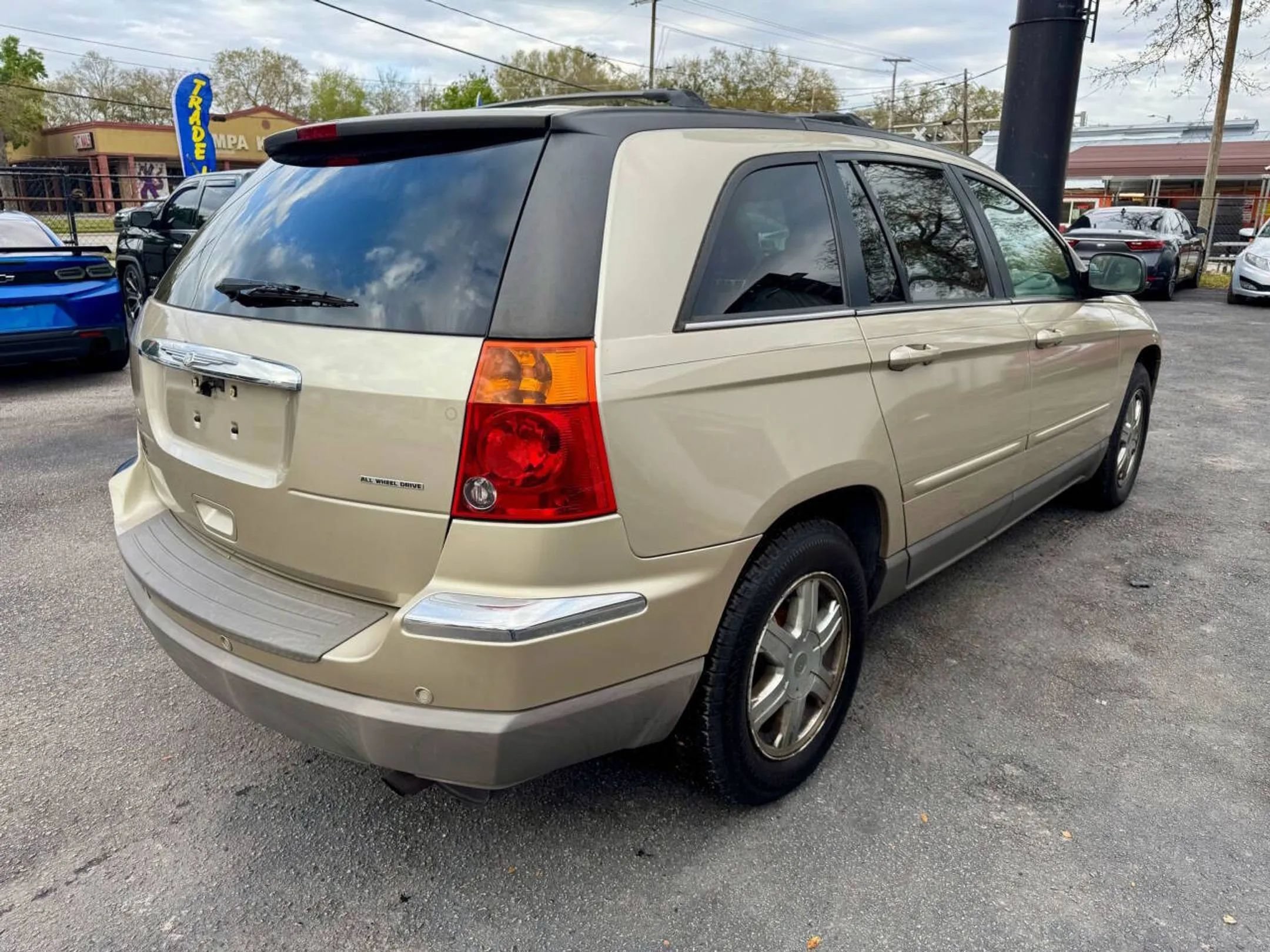 Used 2006 Chrysler Pacifica Touring AWD/4WD image 10