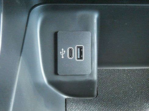 New 2026 Ford F150 XLT w/ XLT Black Appearance Package AWD/4WD image 21