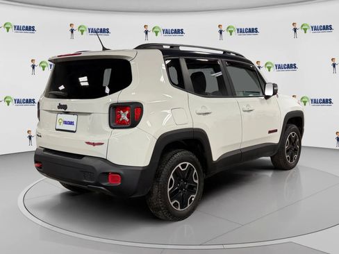 Used 2016 Jeep Renegade Trailhawk image 5