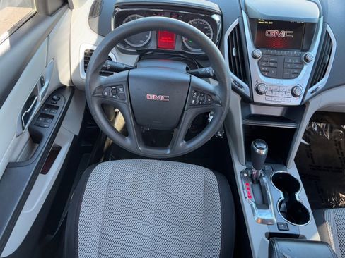 Used 2017 GMC Terrain SLE image 13