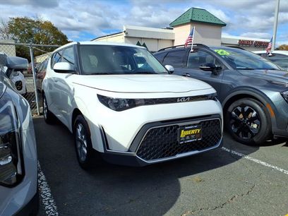 Certified 2023 Kia Soul LX w/ LX Technology Package