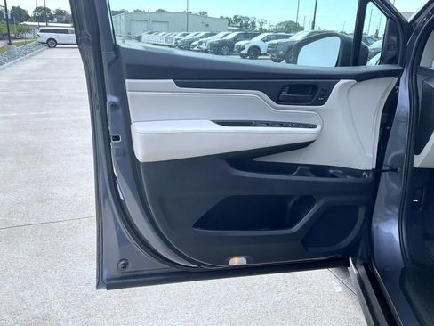 Used 2025 Honda Odyssey EX-L image 10