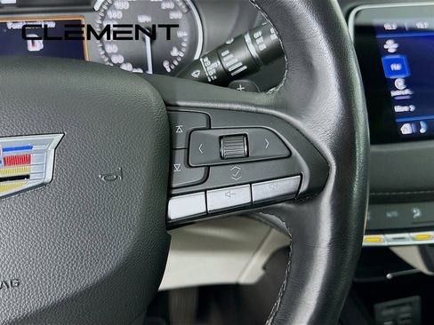 Used 2022 Cadillac XT4 Premium Luxury image 16