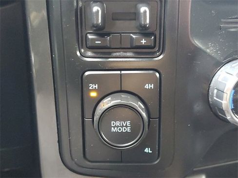 Certified 2022 Ford F150 XLT w/ Equipment Group 302A High image 21