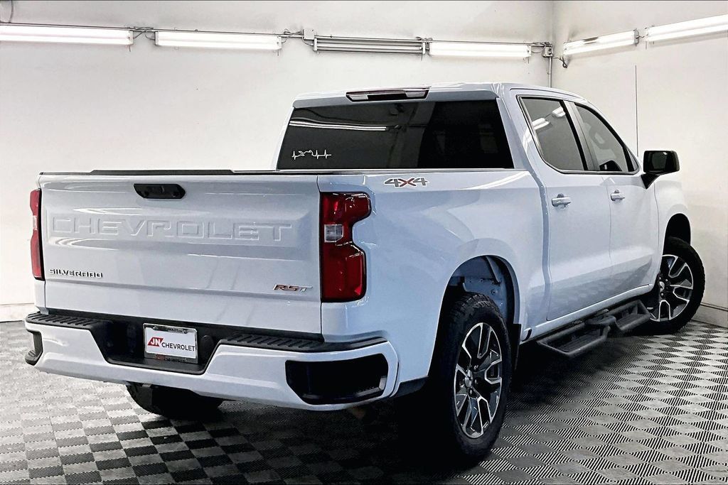 Used 2024 Chevrolet Silverado 1500 RST AWD/4WD image 12