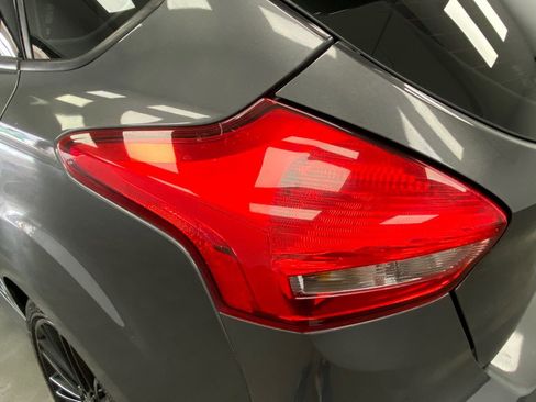 Used 2017 Ford Focus ST w/ Equipment Group 401A image 13