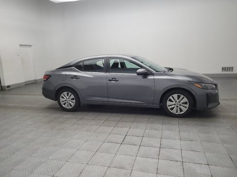 Used 2024 Nissan Sentra S FWD image 11