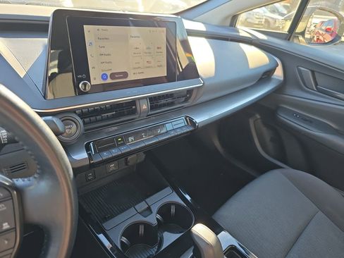 Used 2023 Toyota Prius LE image 29