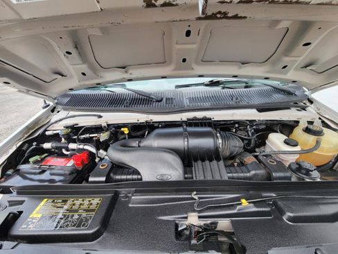 Used 2013 Ford E-150 and Econoline 150 w/ Insulation Pkg RWD image 28