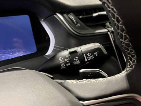 New 2025 Jeep Grand Cherokee L Laredo w/ Luxury Tech Group I image 25