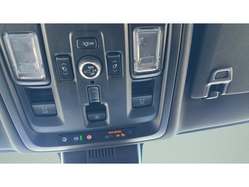 Used 2023 GMC Yukon XL Denali w/ Max Trailering Package AWD/4WD image 27