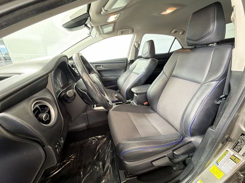 Used 2019 Toyota Corolla SE w/ Carpet Mat Package (TMS) image 13