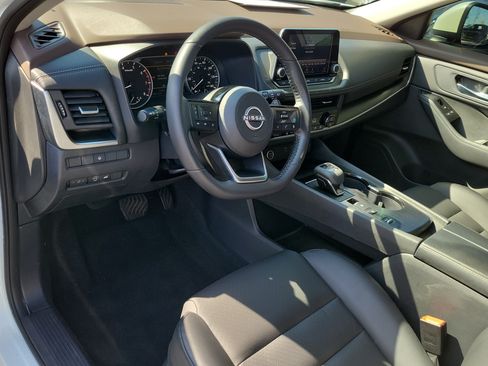 Certified 2023 Nissan Rogue SV w/ SV Premium B Package FWD image 20