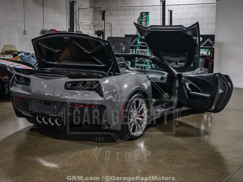 Used 2015 Chevrolet Corvette Z06 w/ 3LZ Preferred Equipment Group image 74
