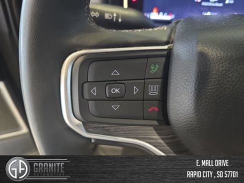 Used 2024 Jeep Wagoneer Series III AWD/4WD image 32