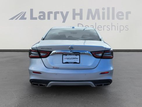Used 2020 Nissan Maxima 3.5 S w/ Floor Mat Group image 4