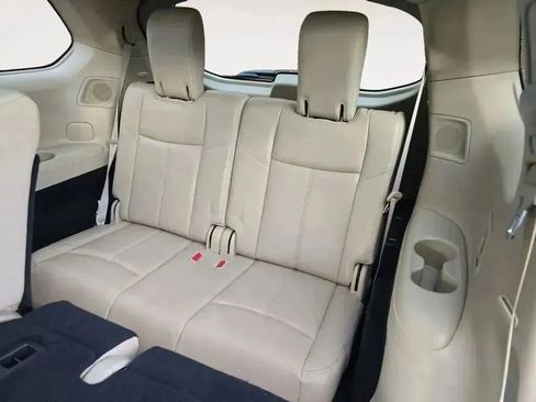 Used 2019 Nissan Pathfinder SL w/ SL Premium Package image 15