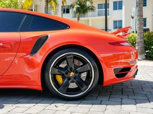 Used 2016 Porsche 911 4 Coupe AWD/4WD image 15