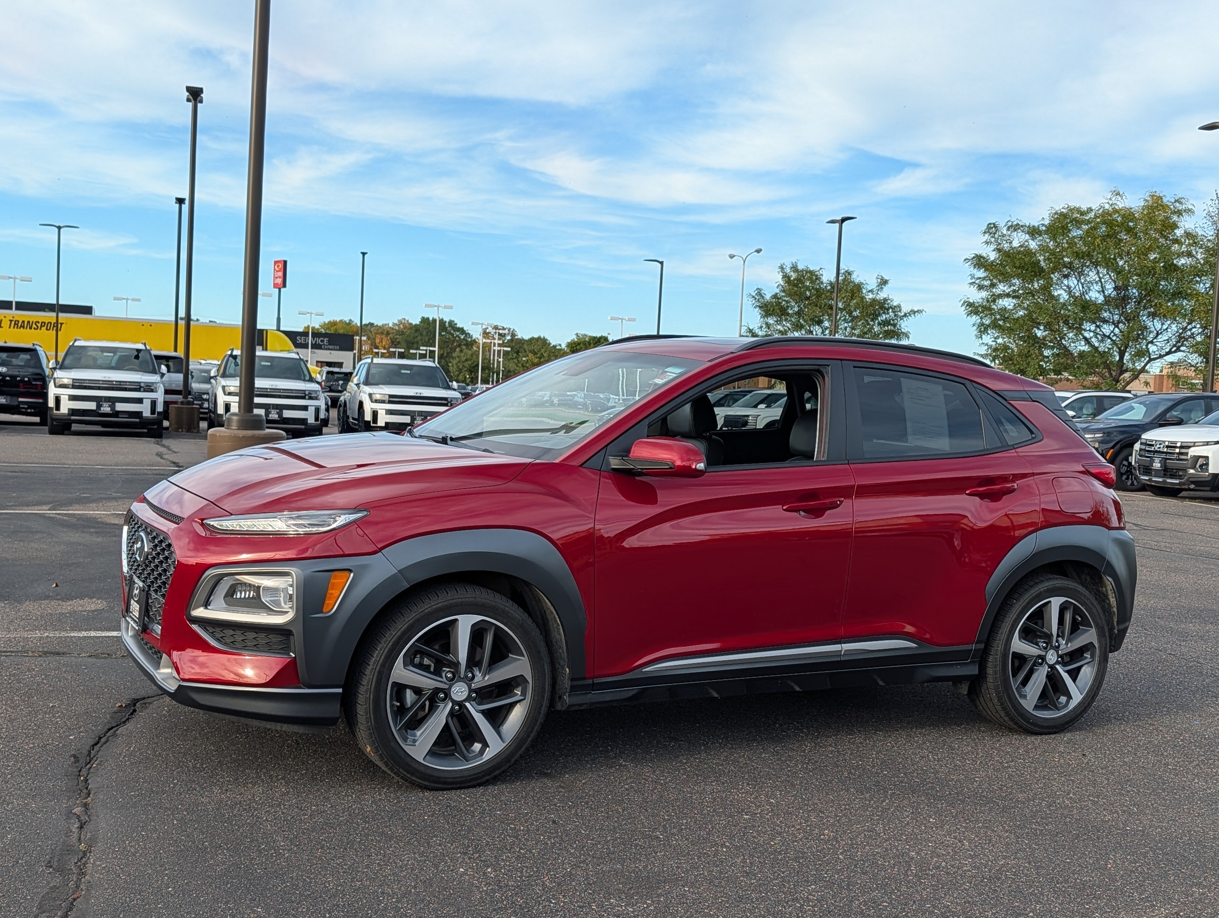Used 2021 Hyundai Kona Limited AWD/4WD image 1