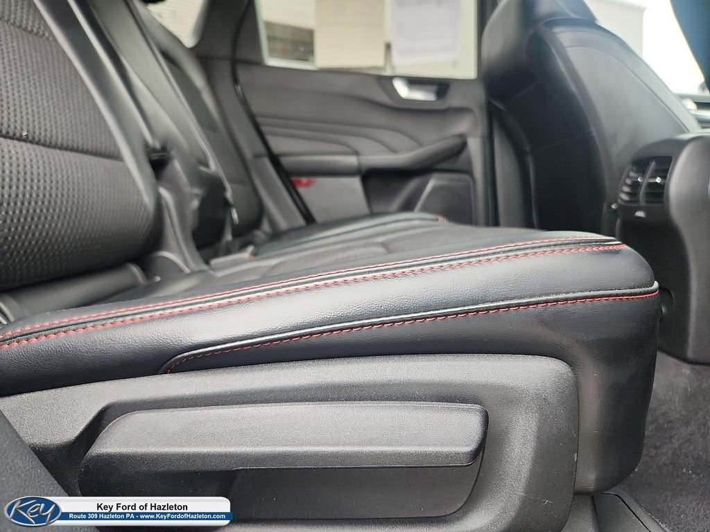 Used 2023 Ford Escape ST-Line AWD/4WD image 31