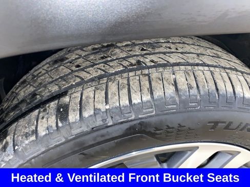 Used 2025 Subaru Forester Touring image 28