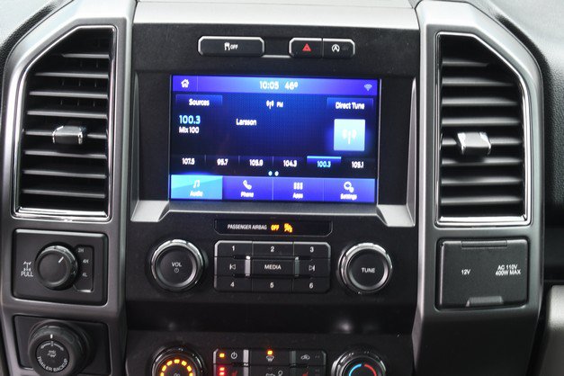 Used 2019 Ford F150 XLT w/ Equipment Group 302A Luxury AWD/4WD image 19