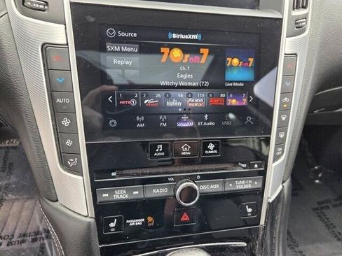 Used 2021 INFINITI Q50 Luxe RWD image 9