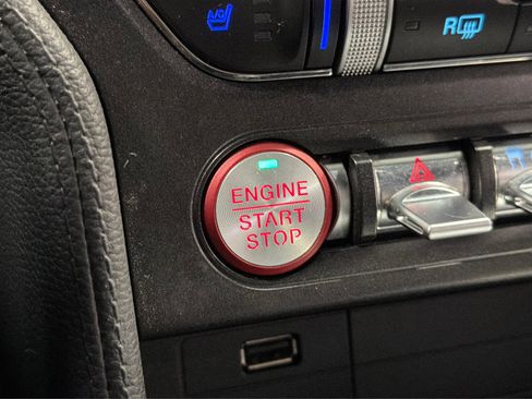 Used 2019 Ford Mustang Premium RWD image 31