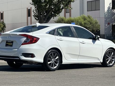 Used 2019 Honda Civic EX image 4