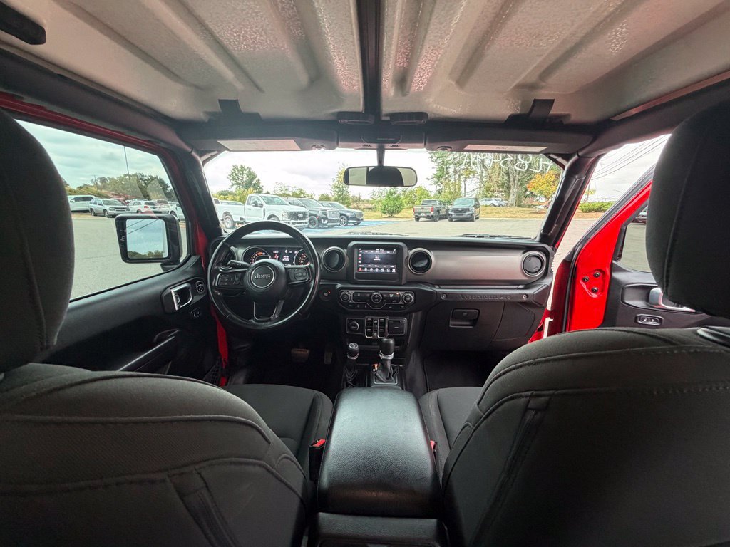 Used 2021 Jeep Wrangler Unlimited Sport AWD/4WD image 15