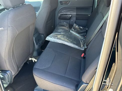 New 2025 Ford Maverick XL image 16