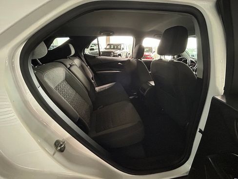 Used 2022 Chevrolet Equinox LT FWD image 45