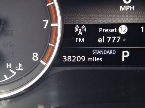 Certified 2023 Nissan Rogue SV FWD image 13