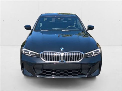 Used 2025 BMW 330i xDrive Sedan image 5