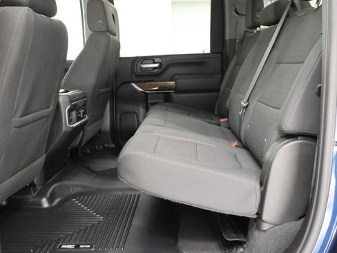 Used 2021 GMC Sierra 2500 SLE w/ X31 Off-Road Package image 9