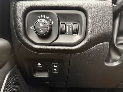 New 2026 RAM 1500 Big Horn AWD/4WD image 24