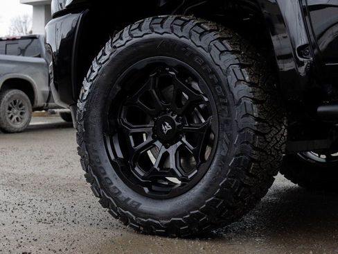 New 2026 RAM 1500 Big Horn AWD/4WD image 9