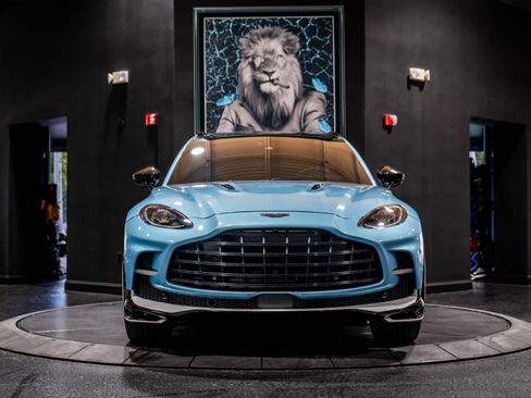 Used 2023 Aston Martin DBX 707 image 11