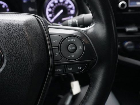 Used 2023 Toyota Camry SE image 40