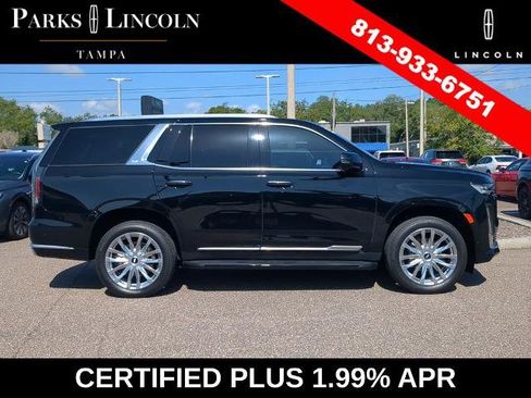 Used 2022 Cadillac Escalade Premium Luxury AWD/4WD image 3