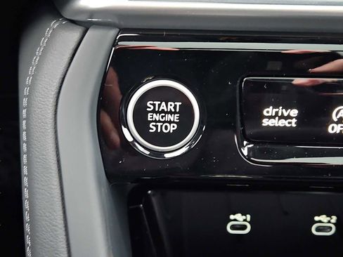 New 2025 Audi Q5 Premium Plus image 18