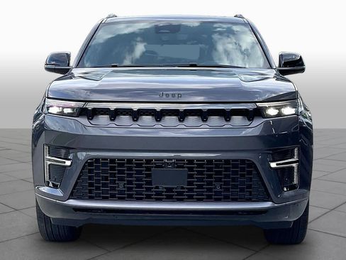 New 2026 Jeep Grand Wagoneer Limited AWD/4WD image 3