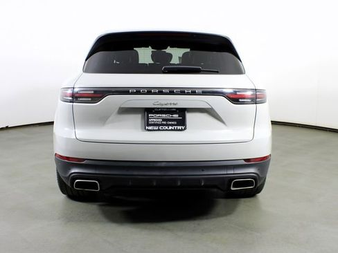 Certified 2023 Porsche Cayenne w/ Premium Package AWD/4WD image 6